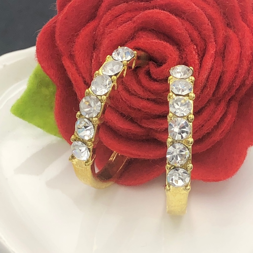 🍀 Chunky Gold Rhinestone Hoop Earrings